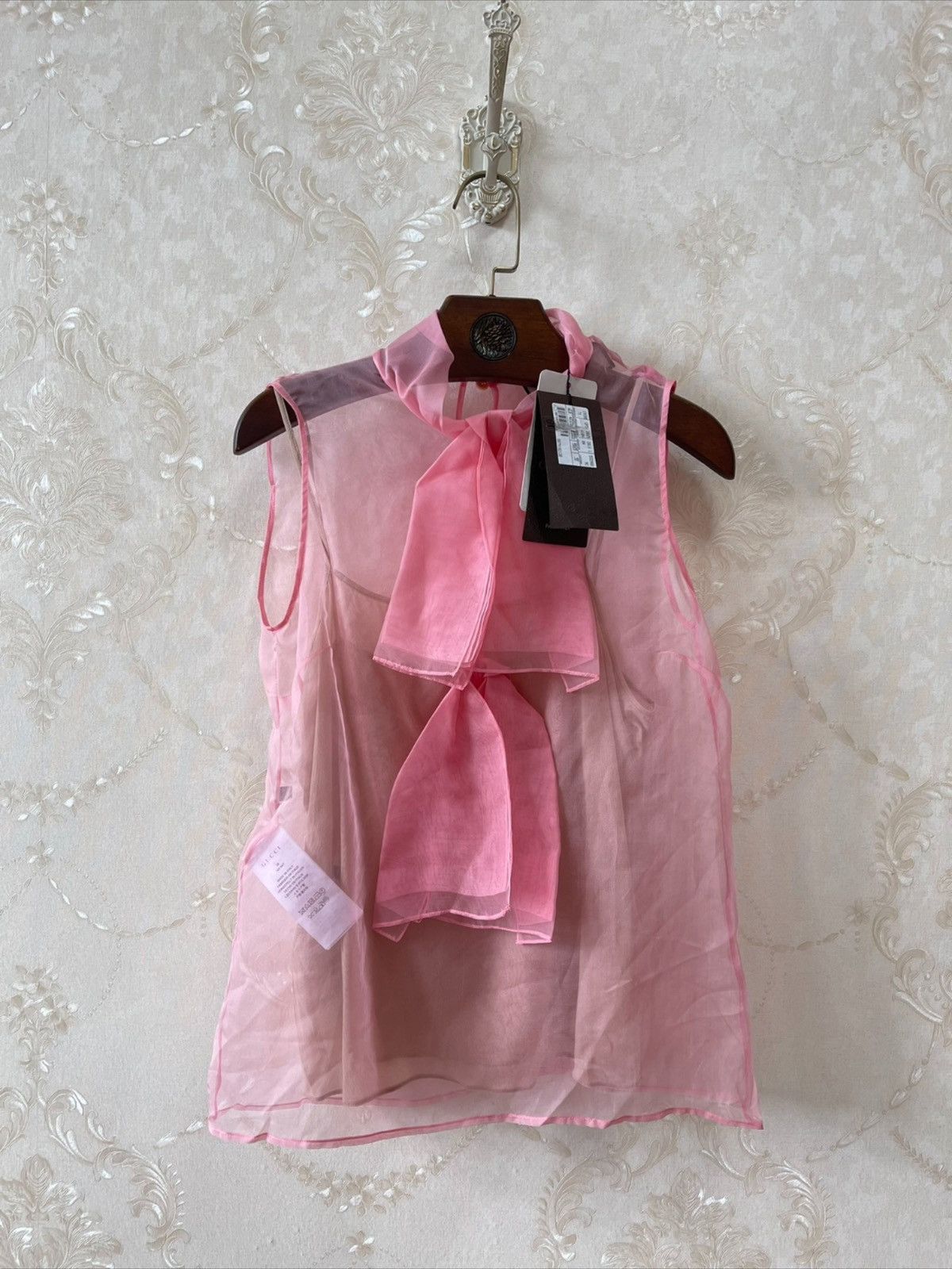 image of Gucci Silk Blouse Sleeveless Top in Pink, Women's (Size XS)