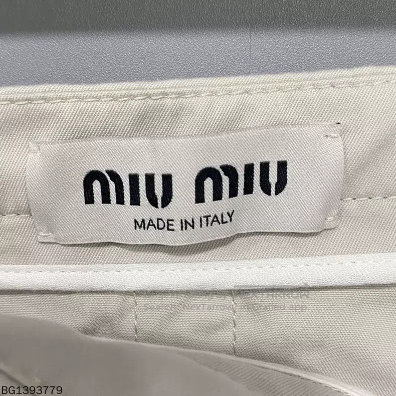 Miu Miu Miu Miu 36 New belt buckle skirt Size 35" - 5 Thumbnail