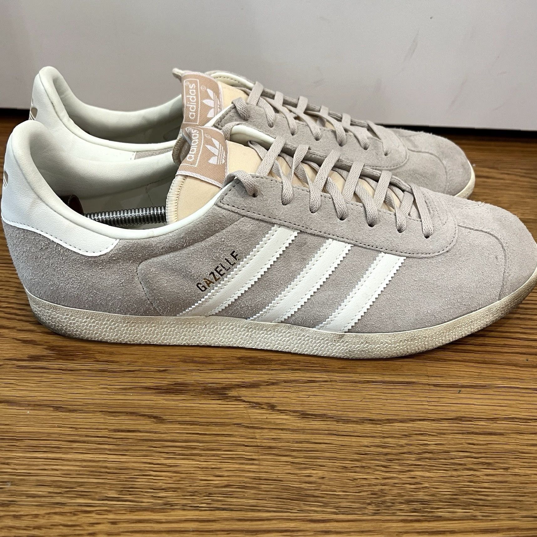 Adidas VINTAGE Adidas Gazelle Sneakers Men Size 13 Off-White Wonder Beige Casual Shoes 2023 Size US 13 / EU 46 - 4 Thumbnail