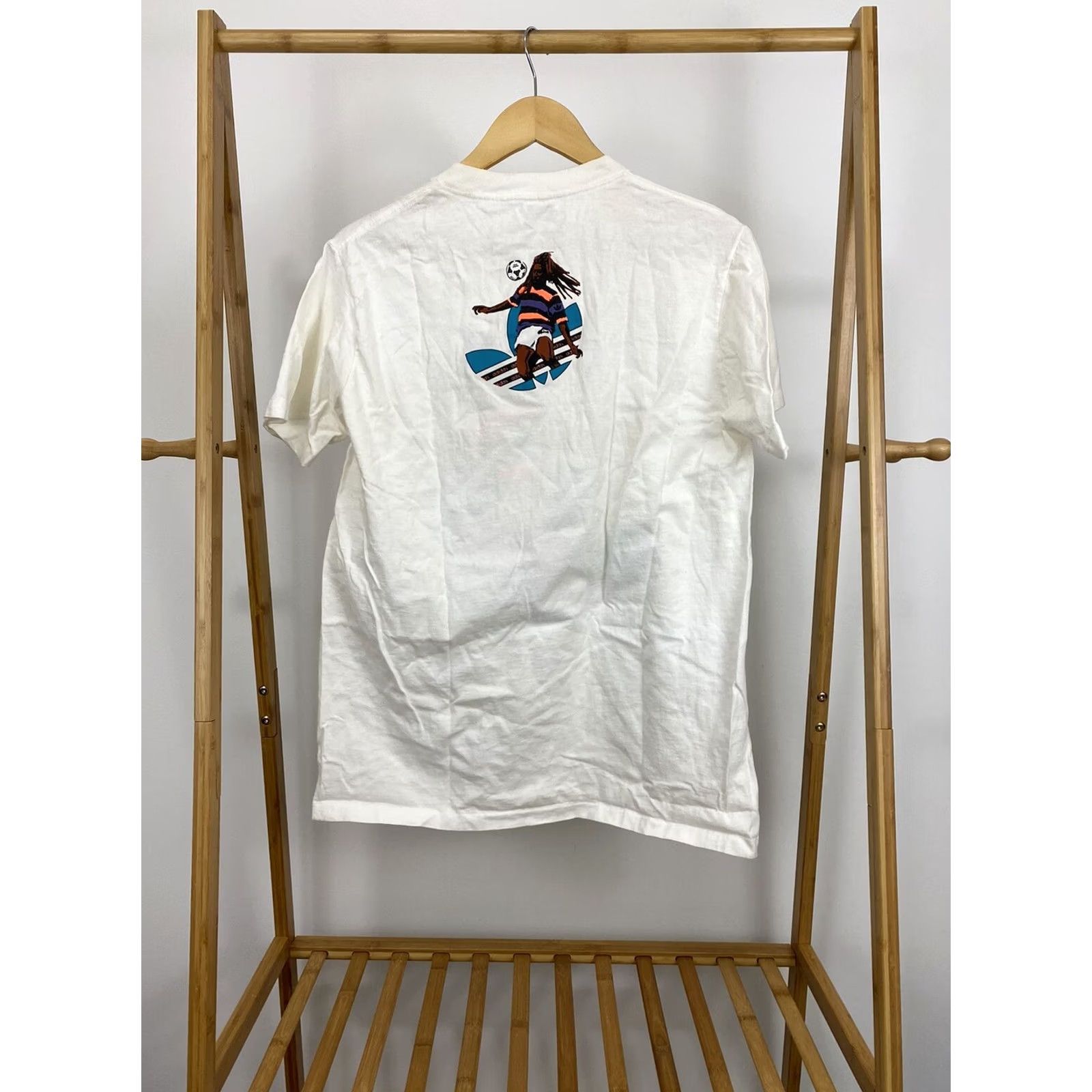 Adidas VTG 80s Adidas Trefoil Colorful Bob Marley Reggae Africa Fulbol T‑Shirt M USA Mens Color White Short Sleeve Regular Size M Size US M / EU 48-50 / 2 - 2 Thumbnail