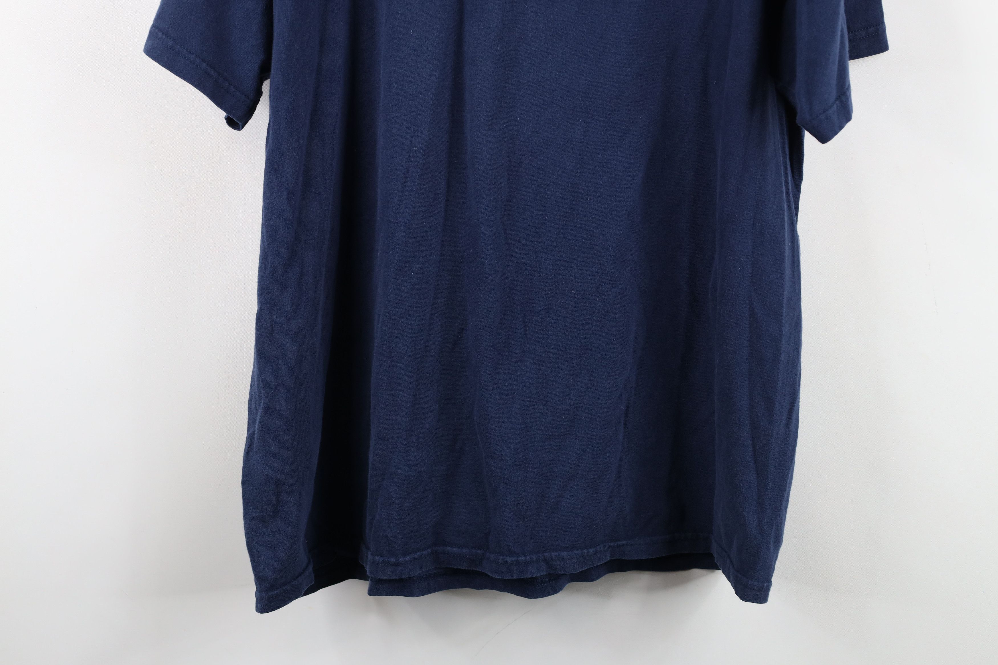 Nike Vintage Y2K Nike Travis Scott Big Center Swoosh T-Shirt Size US L / EU 52-54 / 3 - 14 Thumbnail