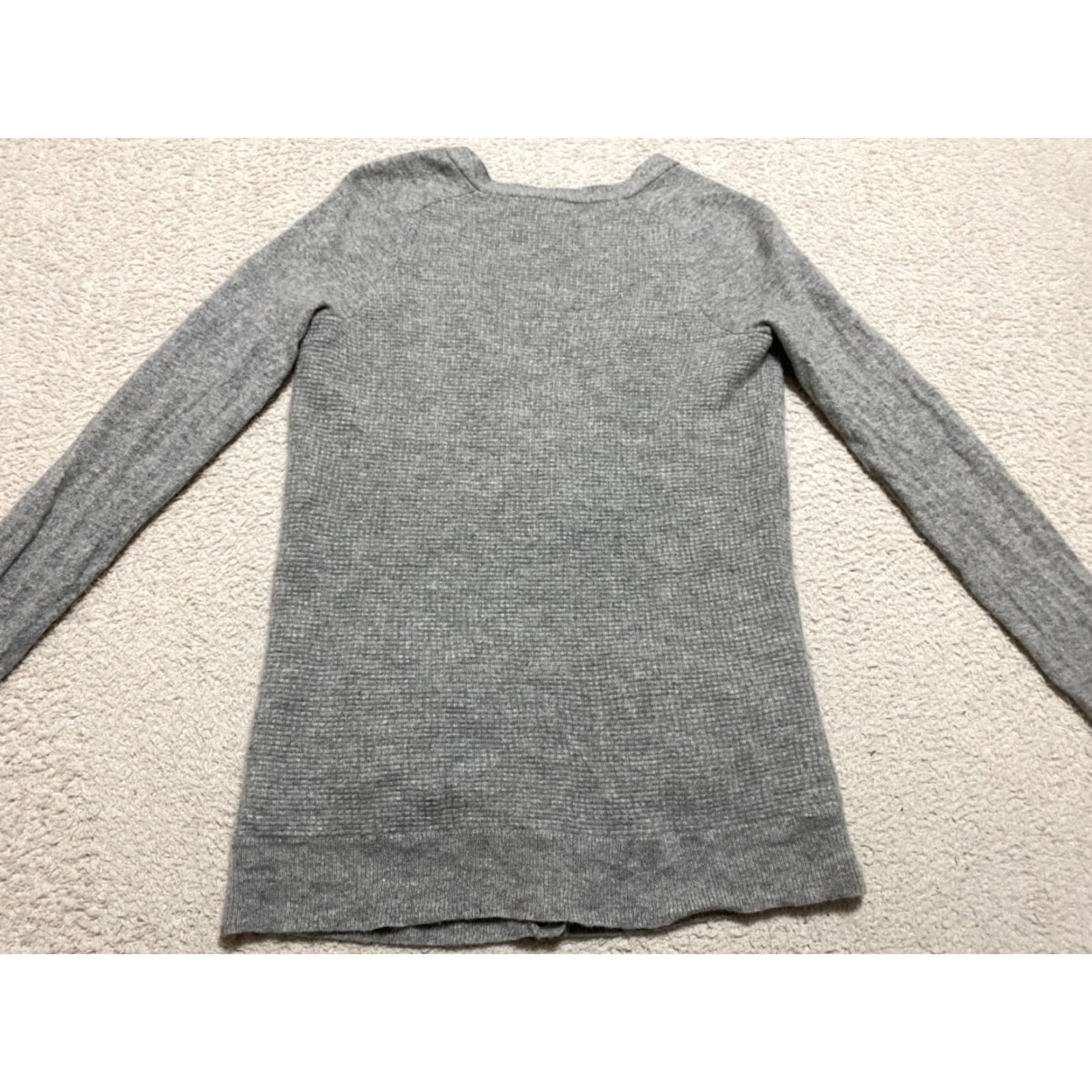 J.Crew J.Crew Cardigan Sweater Women's Small Solid Gray 100% Cashmere V-Neck Button-Up | Knit Casual Size S / US 4 / IT 40 - 6 Thumbnail