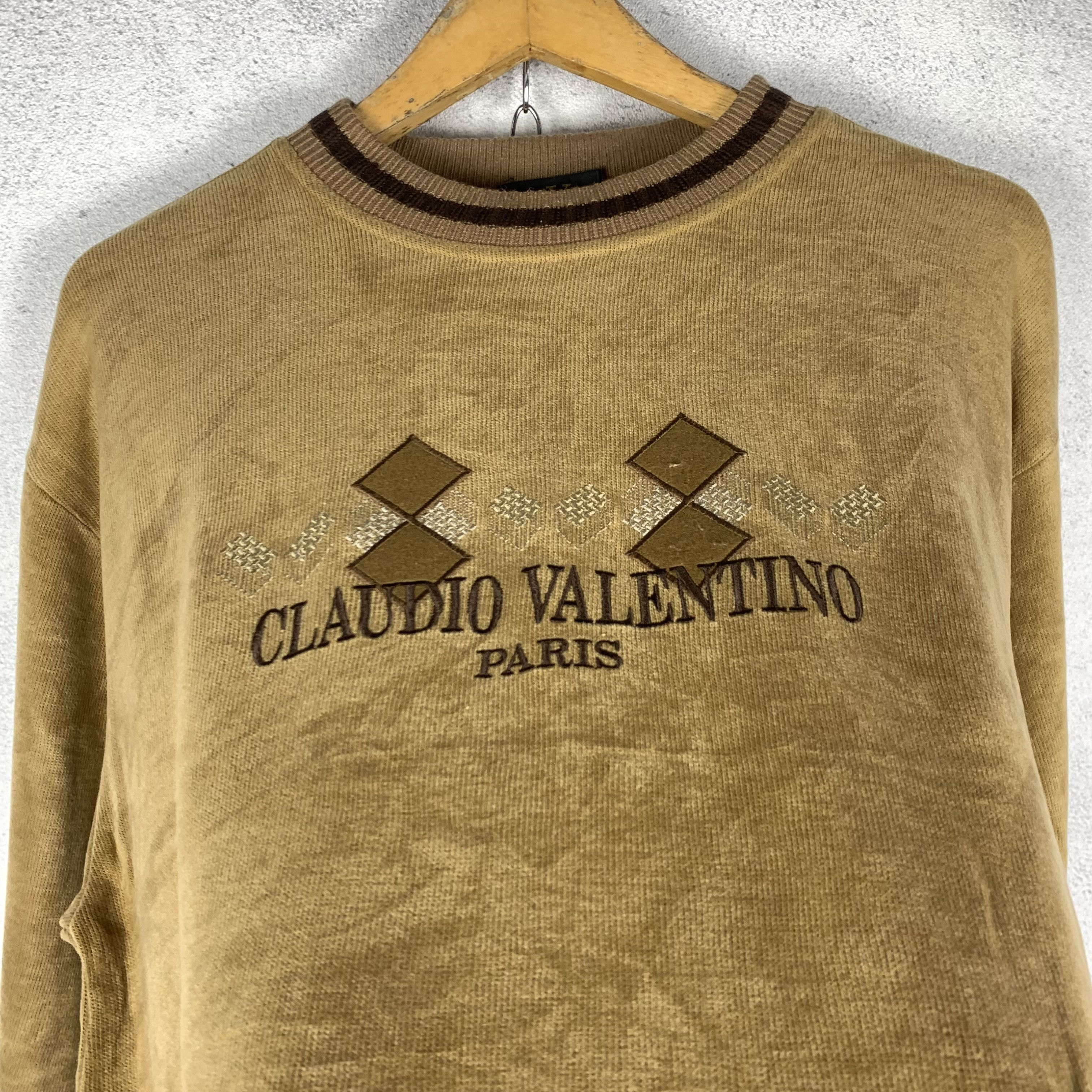 Valentino Vintage Claudio Valentino Sweatshirt Crewneck Size US M / EU 48-50 / 2 - 3 Thumbnail