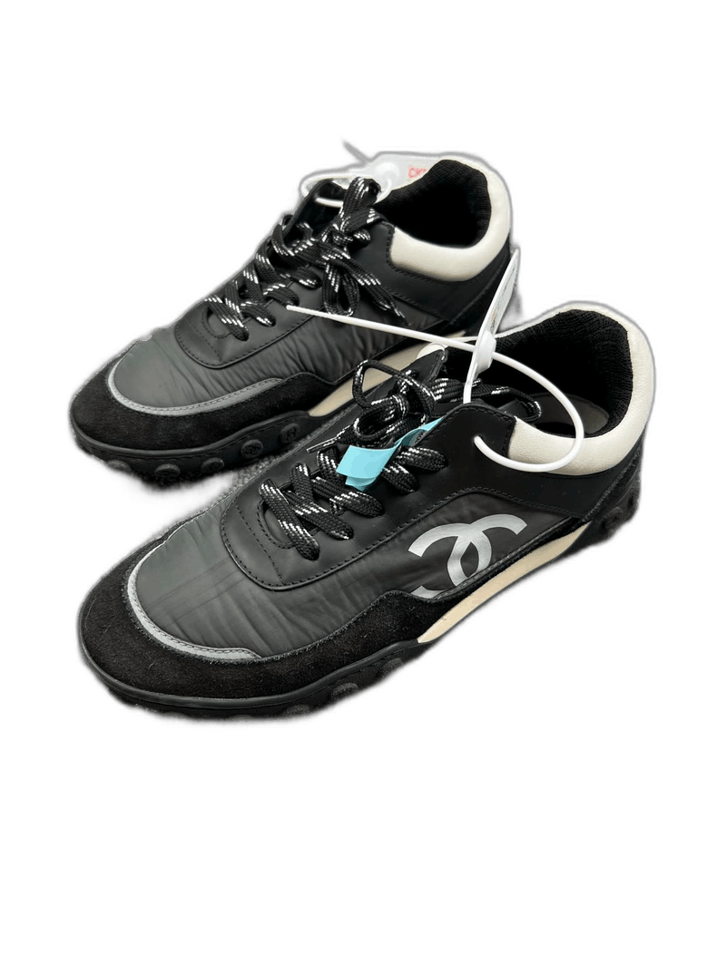Chanel Chanel Black Casual Sneakers Size 36.5 Size US 6.5 / EU 39-40 - 1 Thumbnail