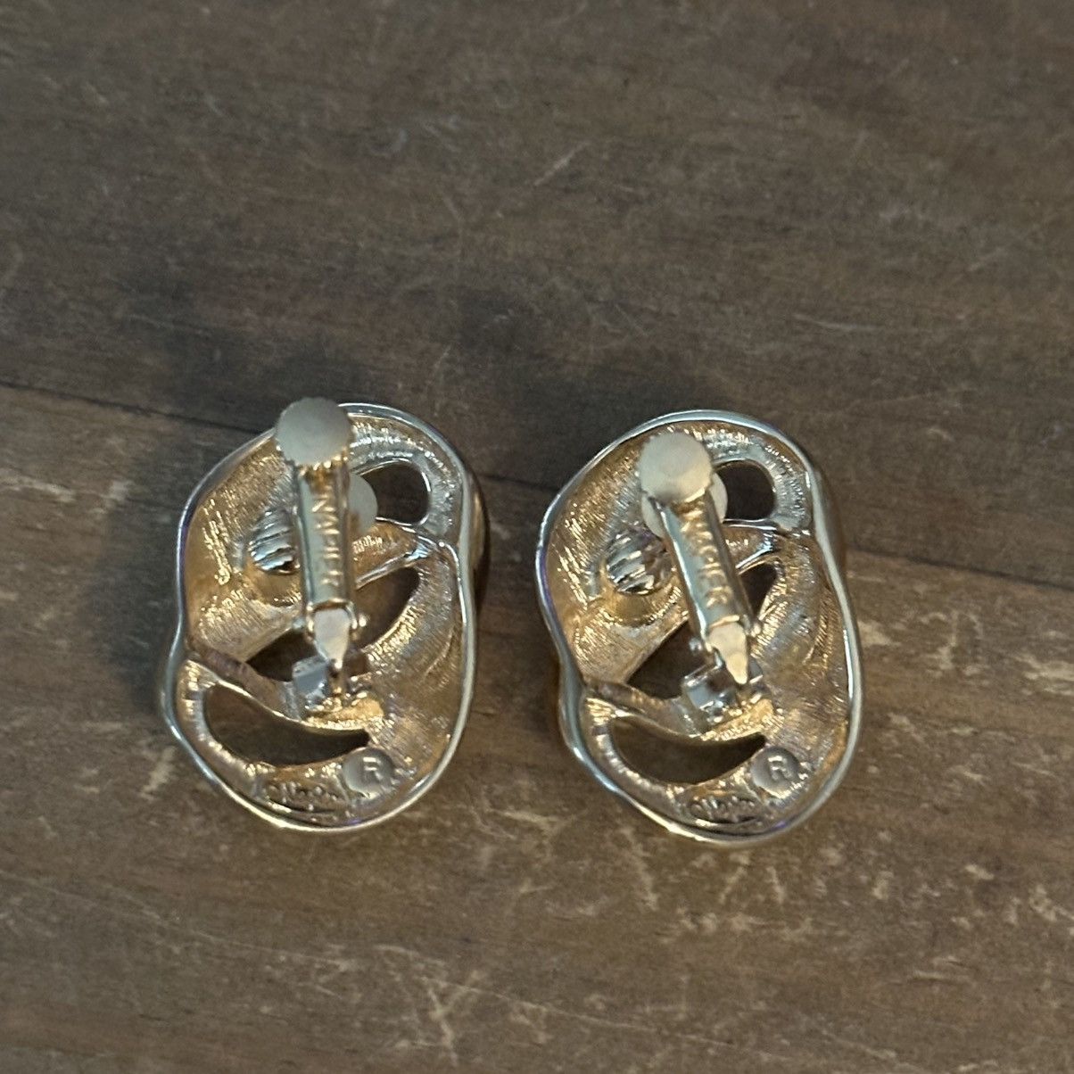 Other × Vintage Vintage Napier gold tone chain link clip on earrings Size ONE SIZE - 5 Thumbnail