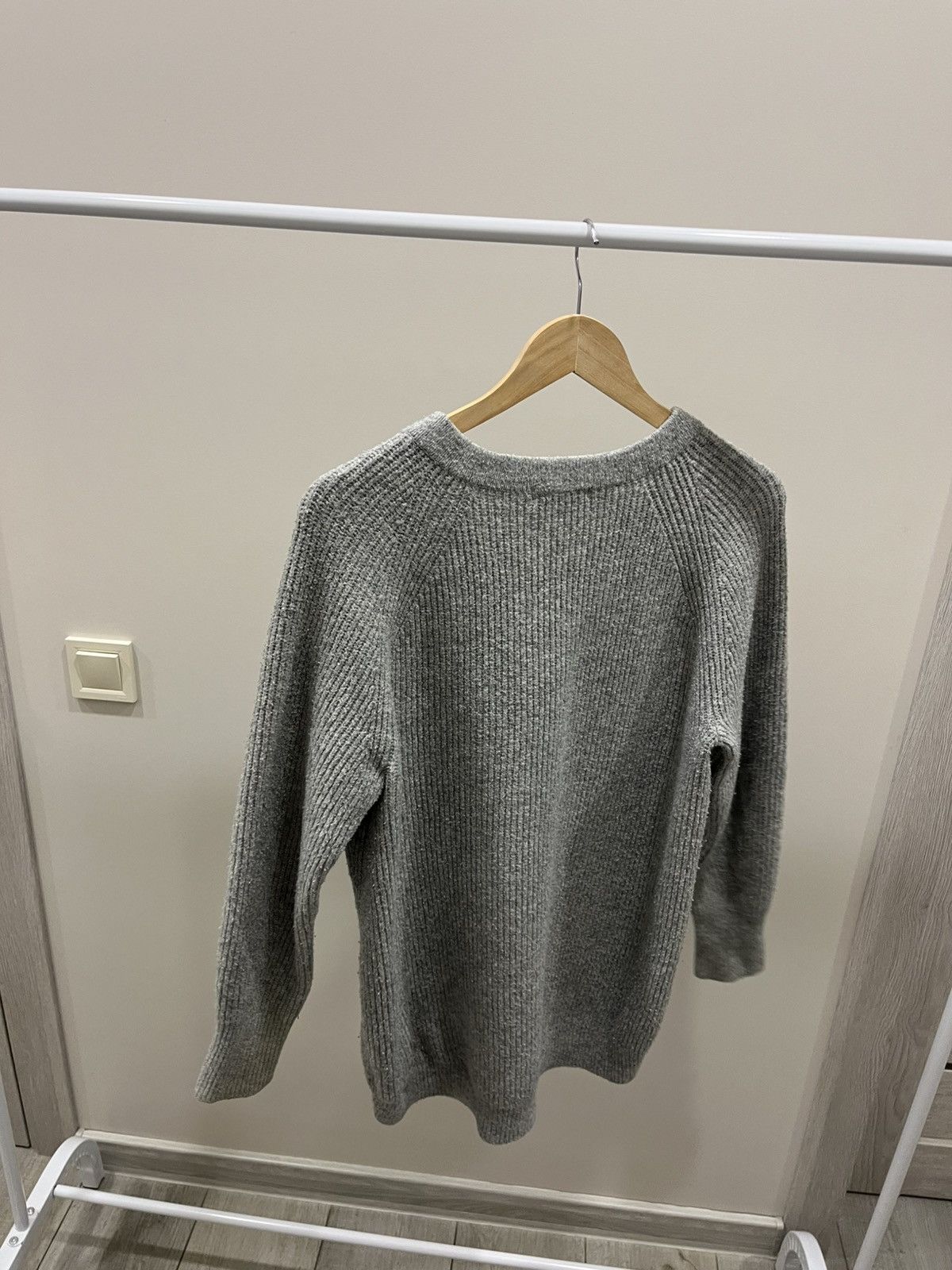 Uniqlo Luxury Uniqlo Knit Sweater V Neck Size XS Streetwear Cotone Size US XS / EU 42 / 0 - 3 Thumbnail