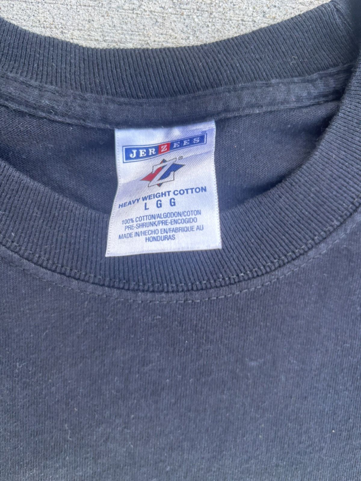 Vintage Vintage Y2K 2000s Resident Evil Extinction T Shirt Size US L / EU 52-54 / 3 - 3 Thumbnail