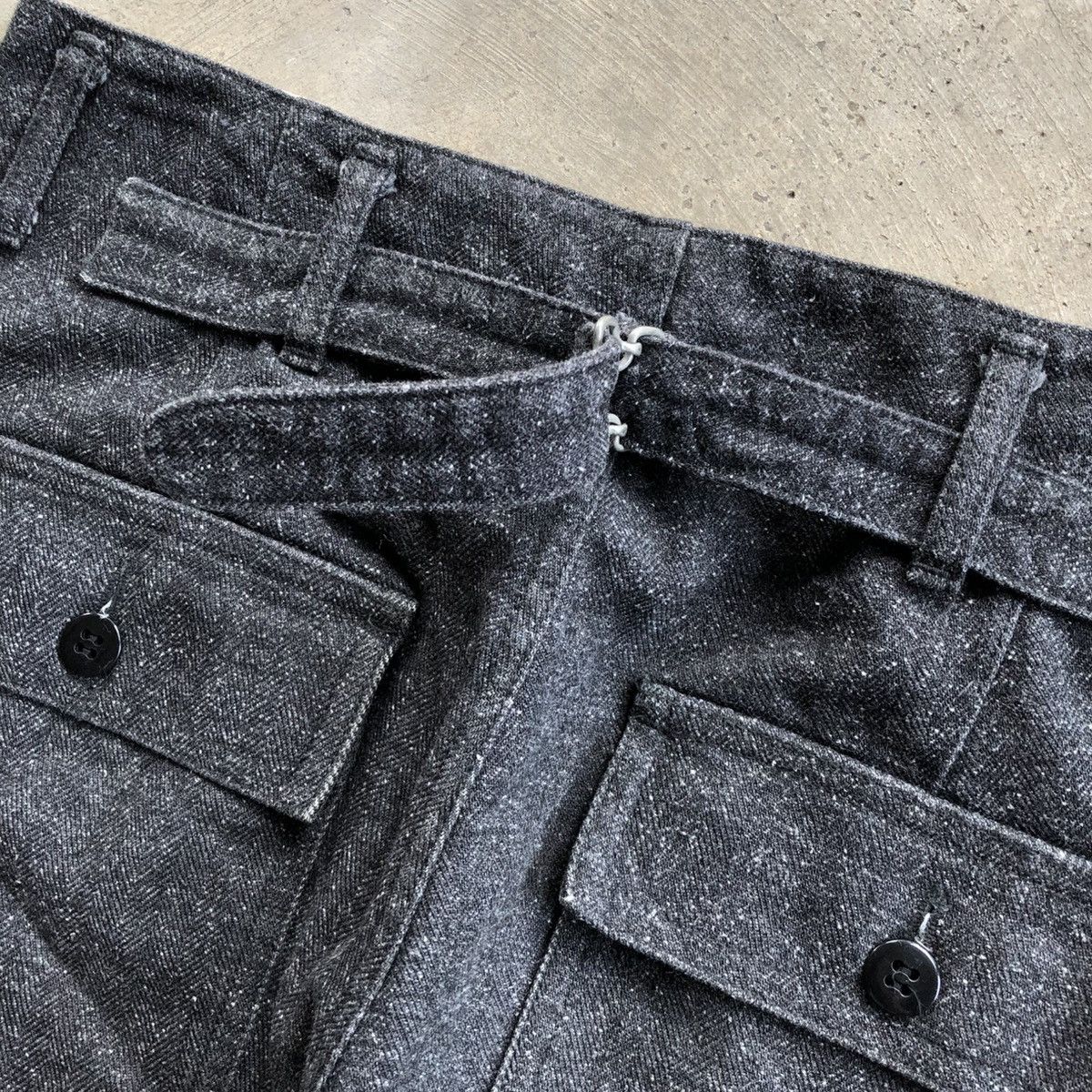 URBAN RESEARCH DOORS URBAN RESEARCH Doors Straight Chino Pants Size US 30 / EU 46 - 7 Thumbnail