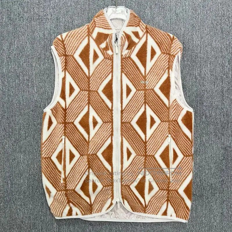 Dior Dior Brown Wool Vest with Geometric Pattern . Size US L / EU 52-54 / 3 - 1 Thumbnail