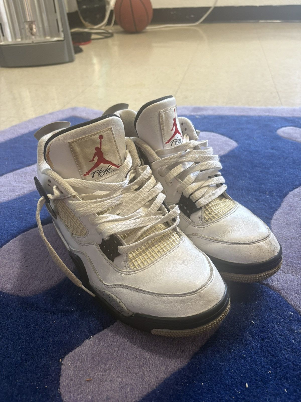 Jordan Brand WHITE CEMENT JORDAN 4 2016 Size US 10 / EU 43 - 6 Thumbnail