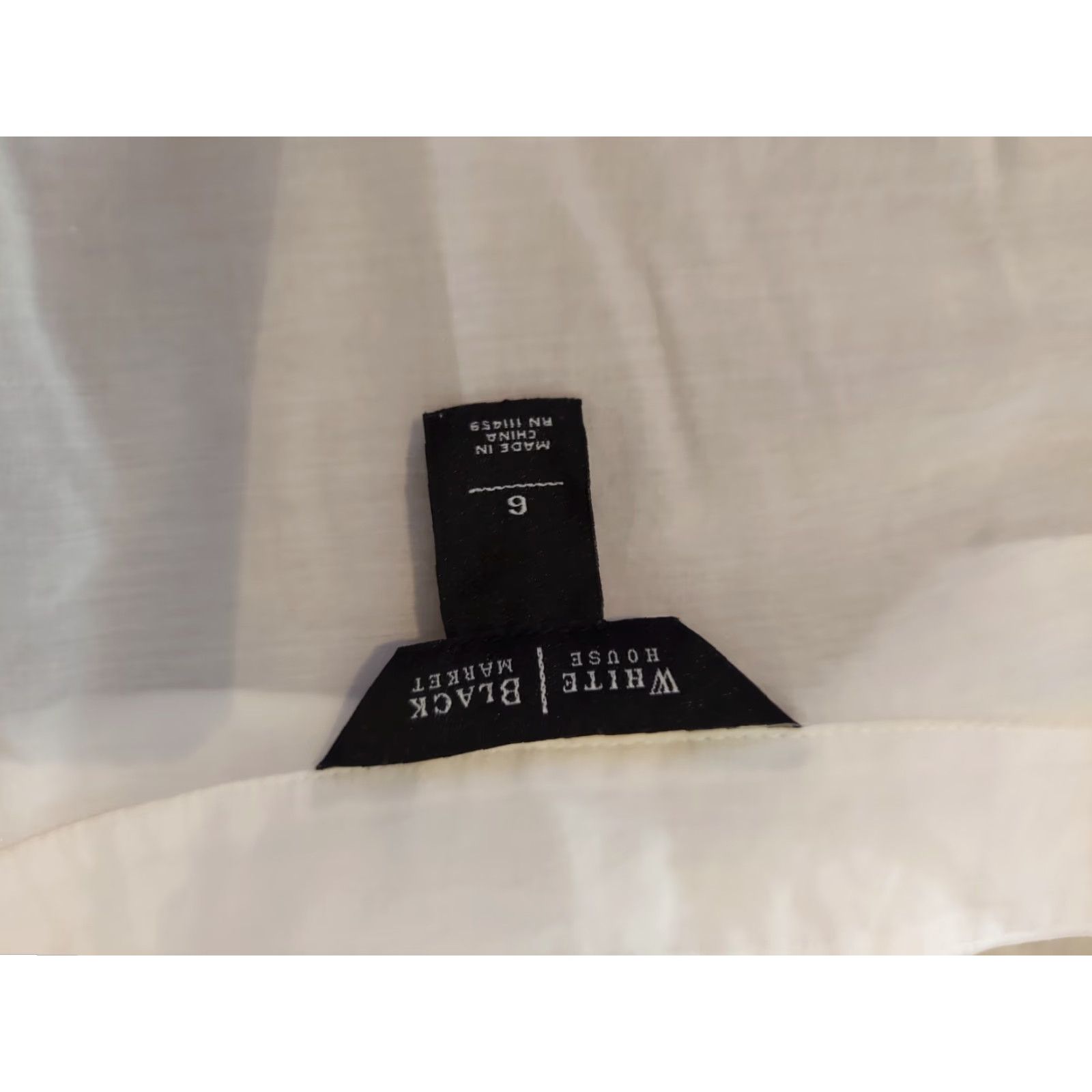 White House Black Market White House Black Market Womens White Shirt 6 Long Sleeve Blouse User: White House Black Market Womens White Shirt 6 Long Sleeve Blouse Size M / US 6-8 / IT 42-44 - 3 Thumbnail