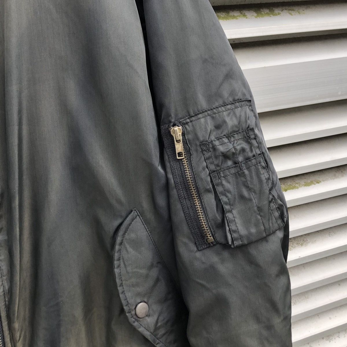 Vintage Vintage Sun Faded Ma-1 Bomber Jacket Size US L / EU 52-54 / 3 - 4 Thumbnail