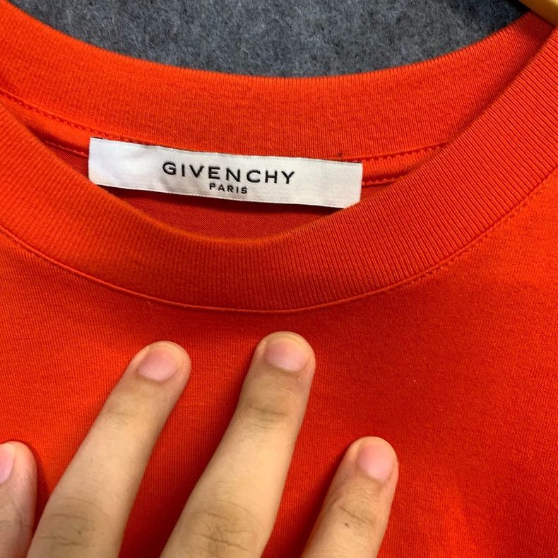 Givenchy Givenchy Red Ripped Letter Logo Pattern Size US XS / EU 42 / 0 - 3 Thumbnail