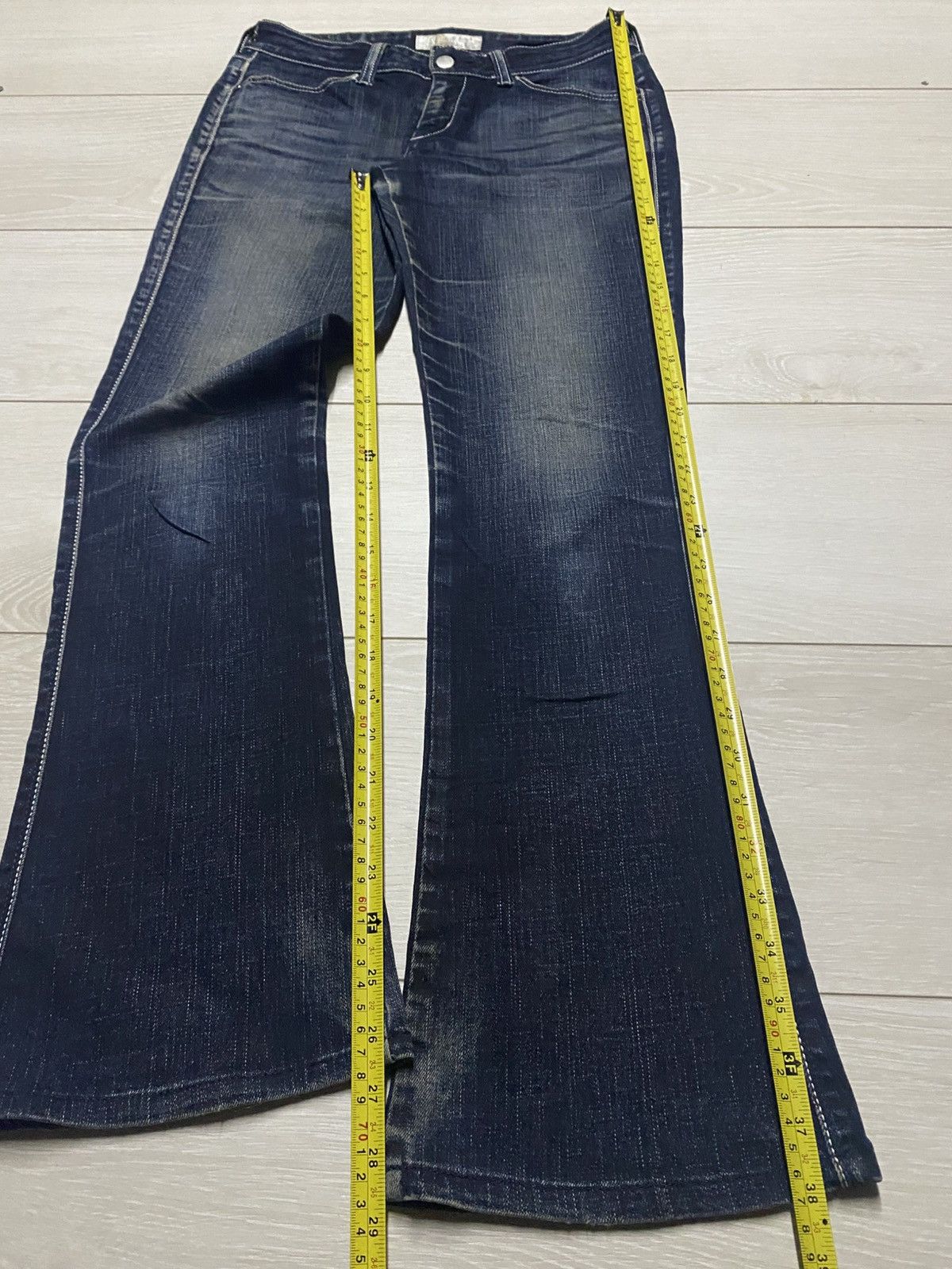 Levi's Woman Vintage Levis Lady Style Blue Wash Flare Jeans Size US 28 / EU 44 - 12 Thumbnail