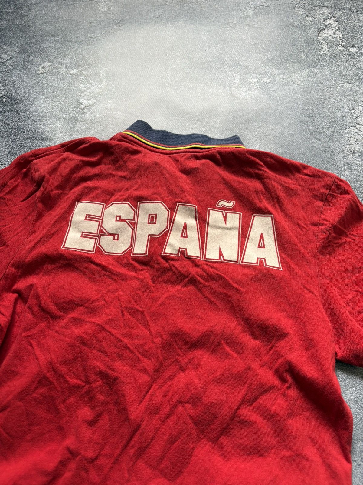 Adidas Vintage Adidas Spain Y2K Retro Football Soccer Jersey Rare Size US XS / EU 42 / 0 - 9 Thumbnail
