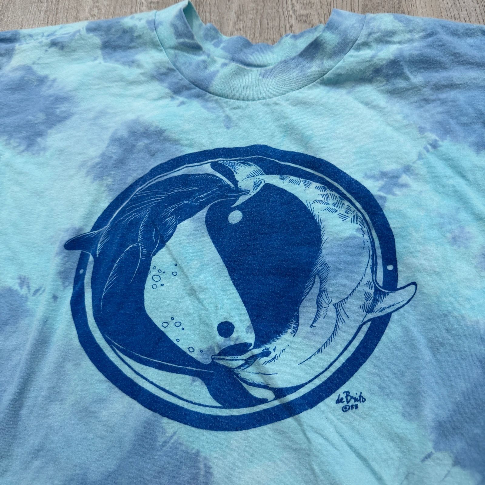 Vintage Vintage Dolphin Yin Yang Shirt Large Blue 1985 Single Stitch Size US L / EU 52-54 / 3 - 3 Thumbnail
