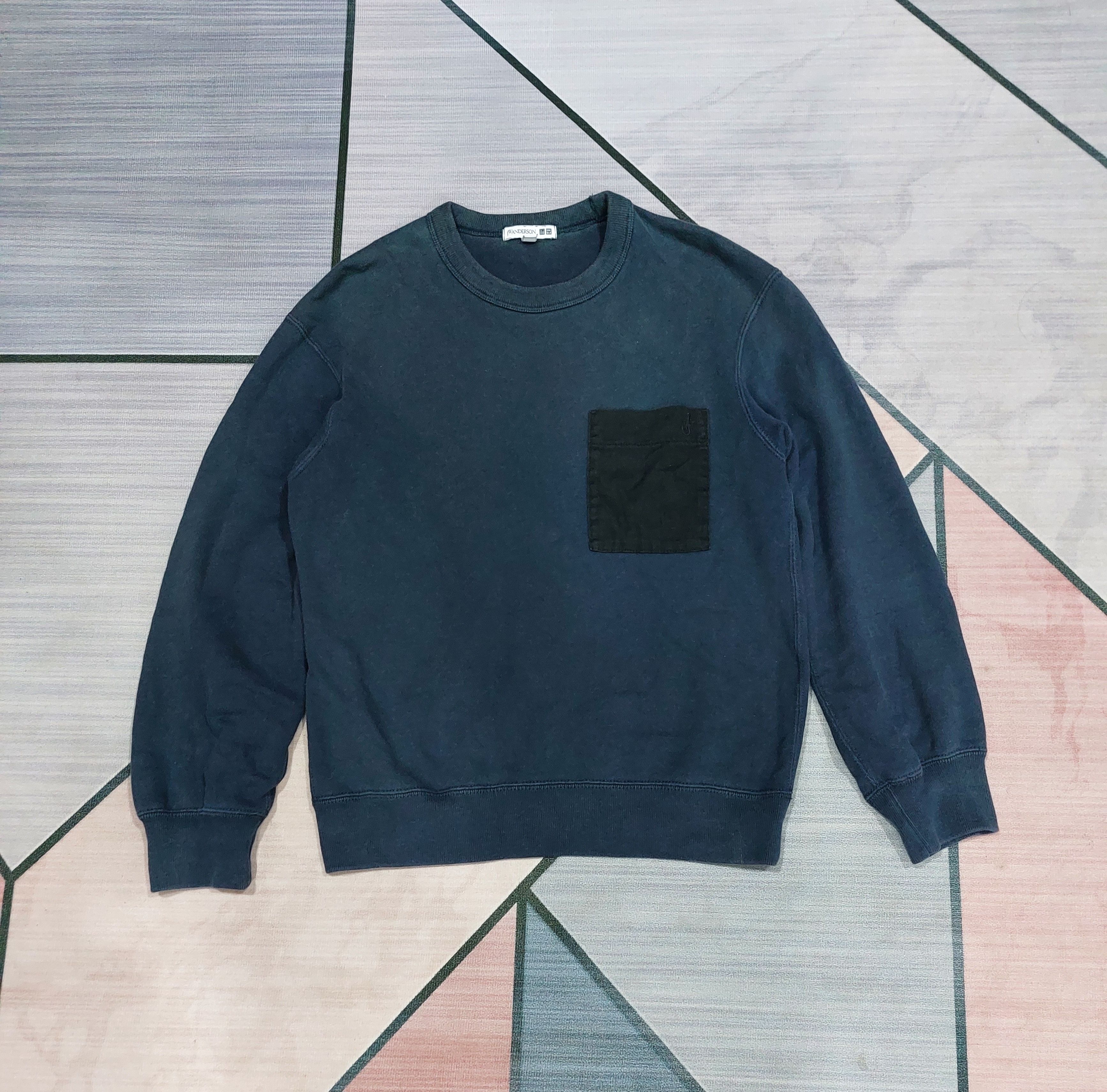 JW Anderson × Uniqlo J.W.Anderson X UNIQLO SWEATSHIRT SUN FADED Size US XS / EU 42 / 0 - 1 Thumbnail