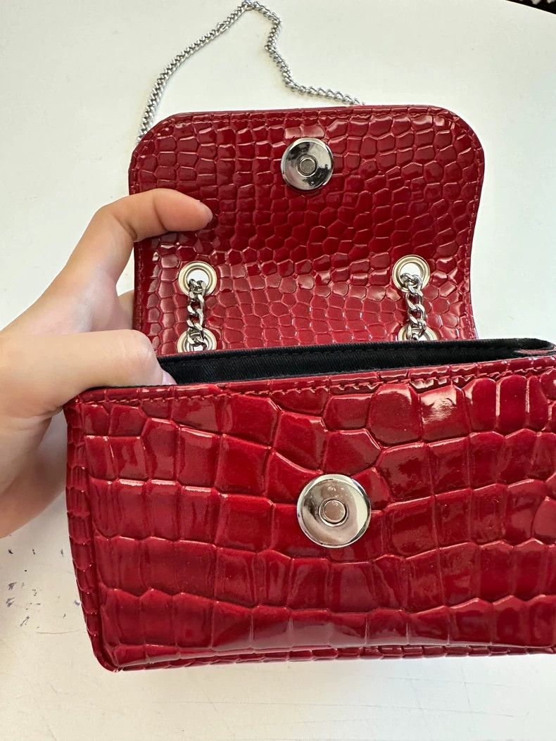Vivienne Westwood Vivienne Westwood size os Crocodile red leather embossed mi Size ONE SIZE - 4 Thumbnail