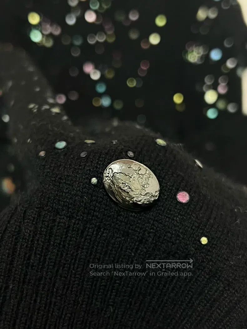 Chanel Full of stars cashmere sweater