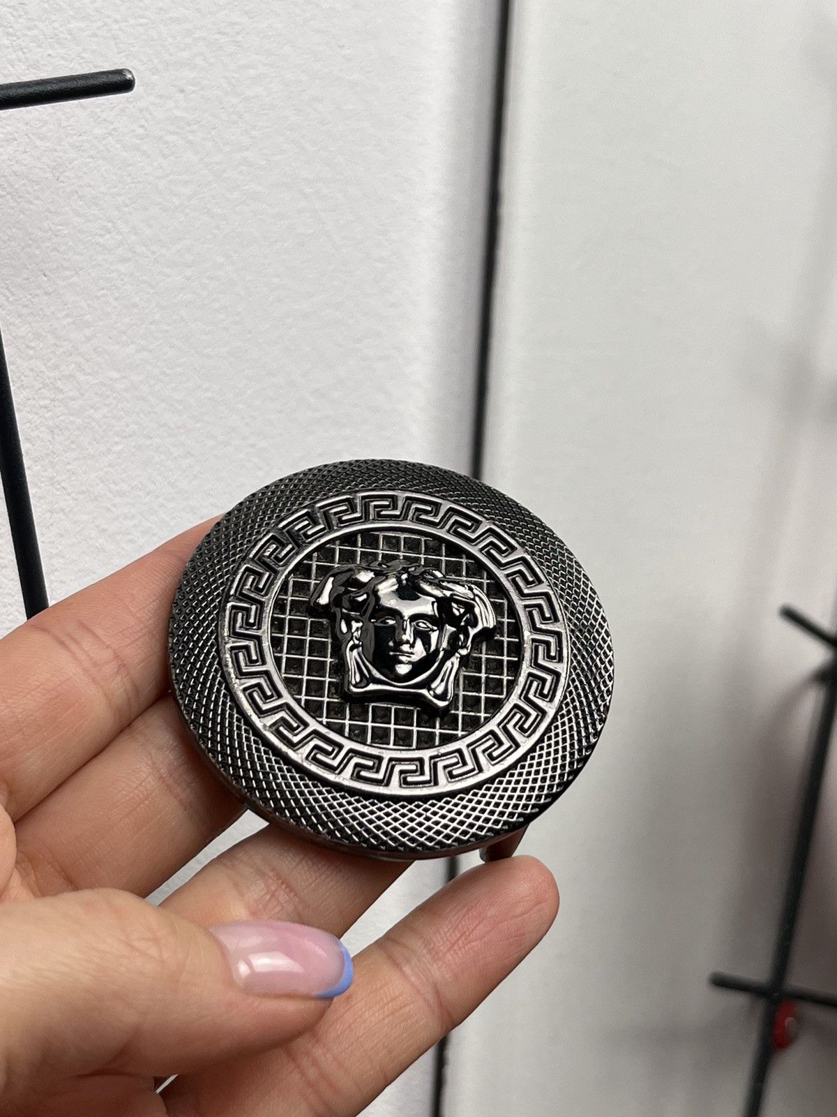 Vintage VERSACE Medusa Greek KEY ROUND BUCKLE Size ONE SIZE - 2 Thumbnail