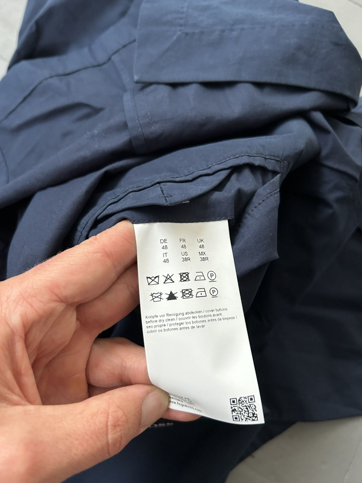 Hugo Boss Hugo Boss classic blazer navy Size 38R - 8 Thumbnail