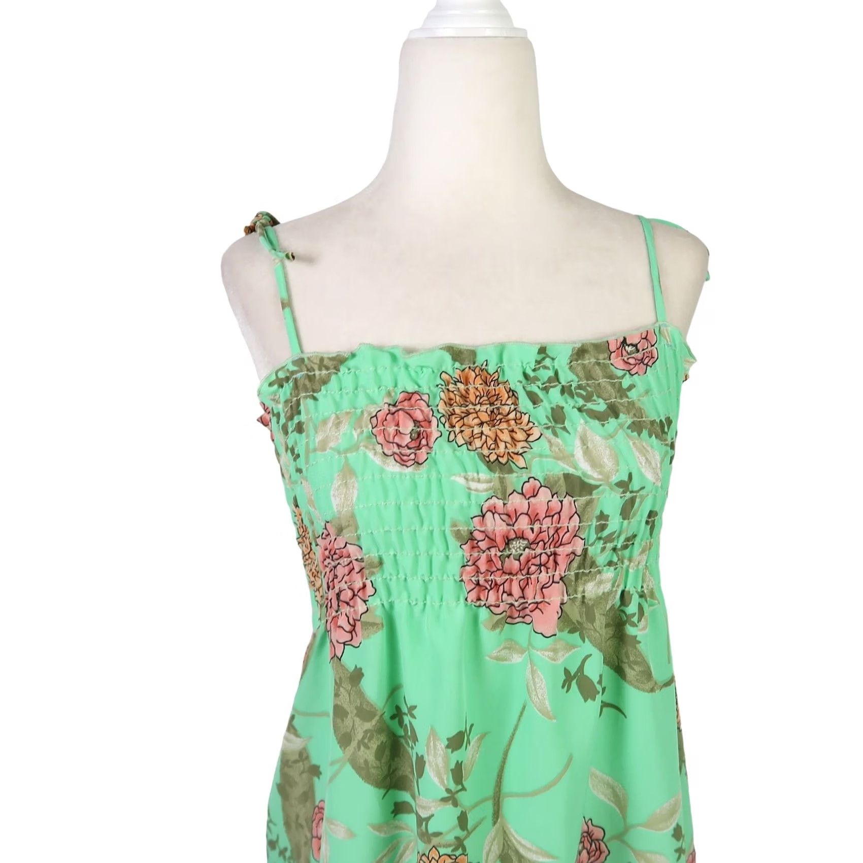 Vintage VINTAGE 70s Pretty Girl Floral Smocked Midi Dress S Women Sleeveless Green Pink Bohemian Sundress Fashion Dress Size S / US 4 / IT 40 - 2 Thumbnail
