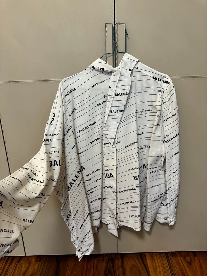 Balenciaga Balenciaga size 40 shirt Size XS / US 0-2 / IT 36-38 - 2 Thumbnail