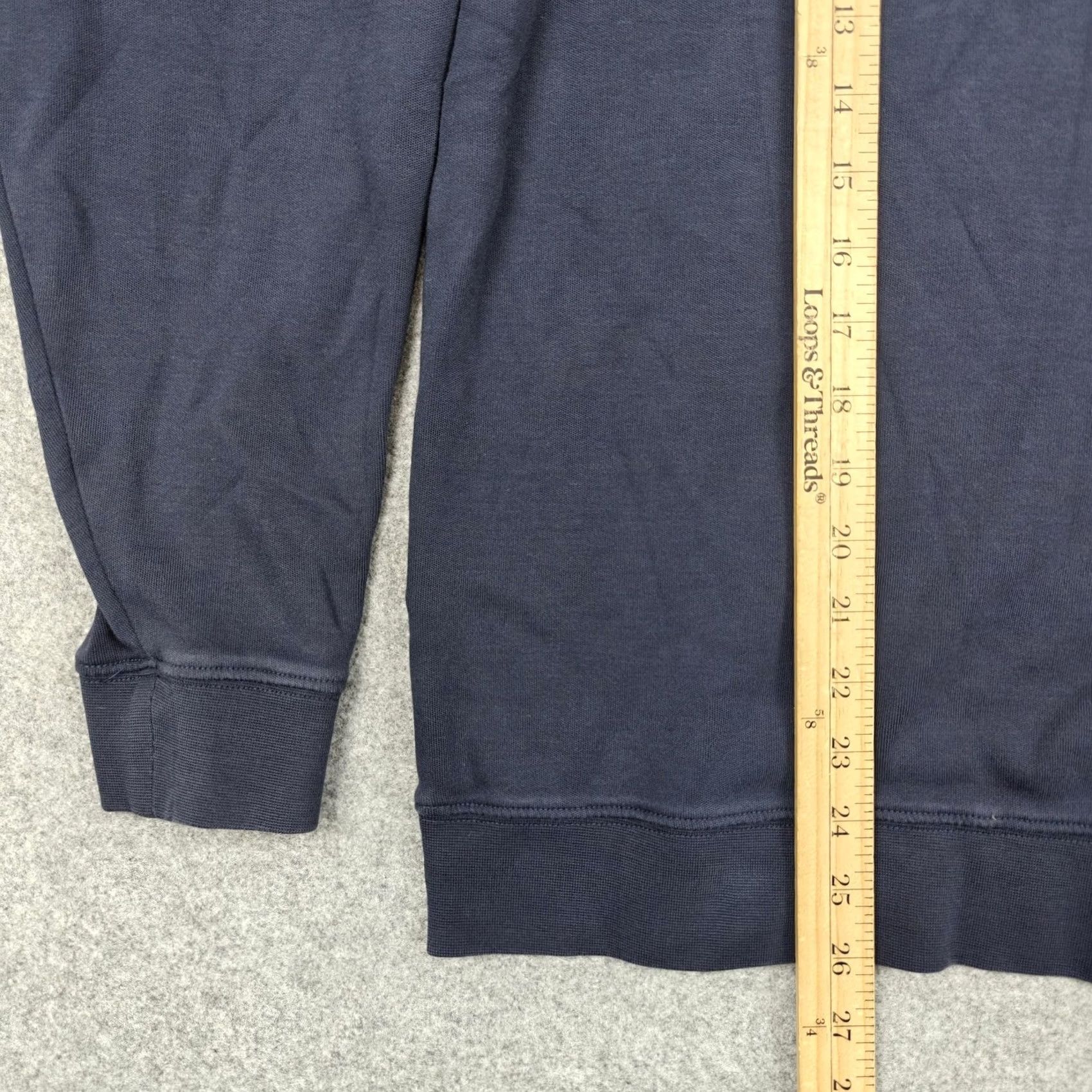 Vineyard Vines Vineyard Vines Sweatshirt Mens Large Blue 1/4 Zip Mock Neck Pullover Cotton Knit Pullover Size US L / EU 52-54 / 3 - 7 Thumbnail