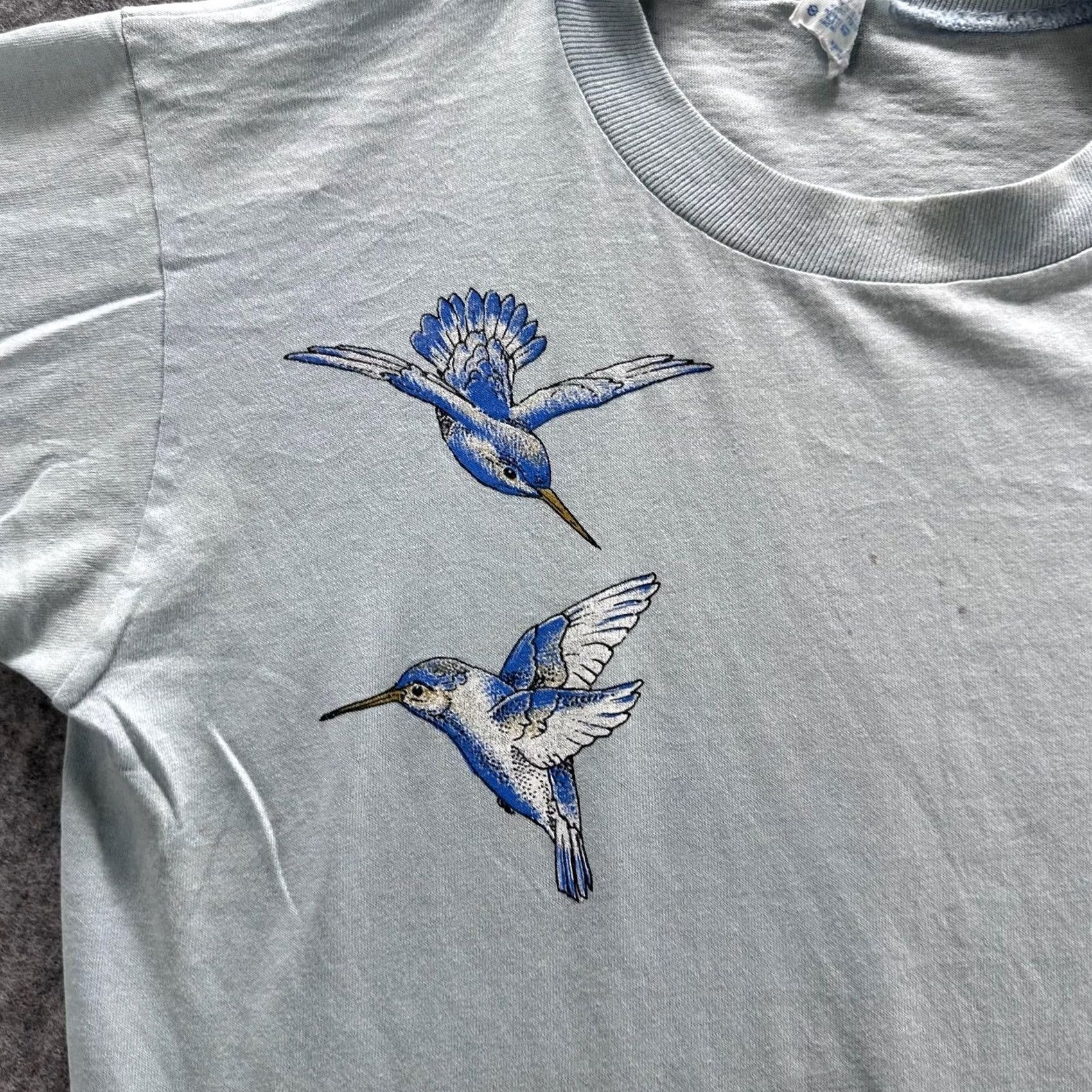 Vintage Shirt Mens M Blue Hummingbird Graphic Tee Crewneck Cotton Jersey Short Sleeve Size US M / EU 48-50 / 2 - 2 Thumbnail