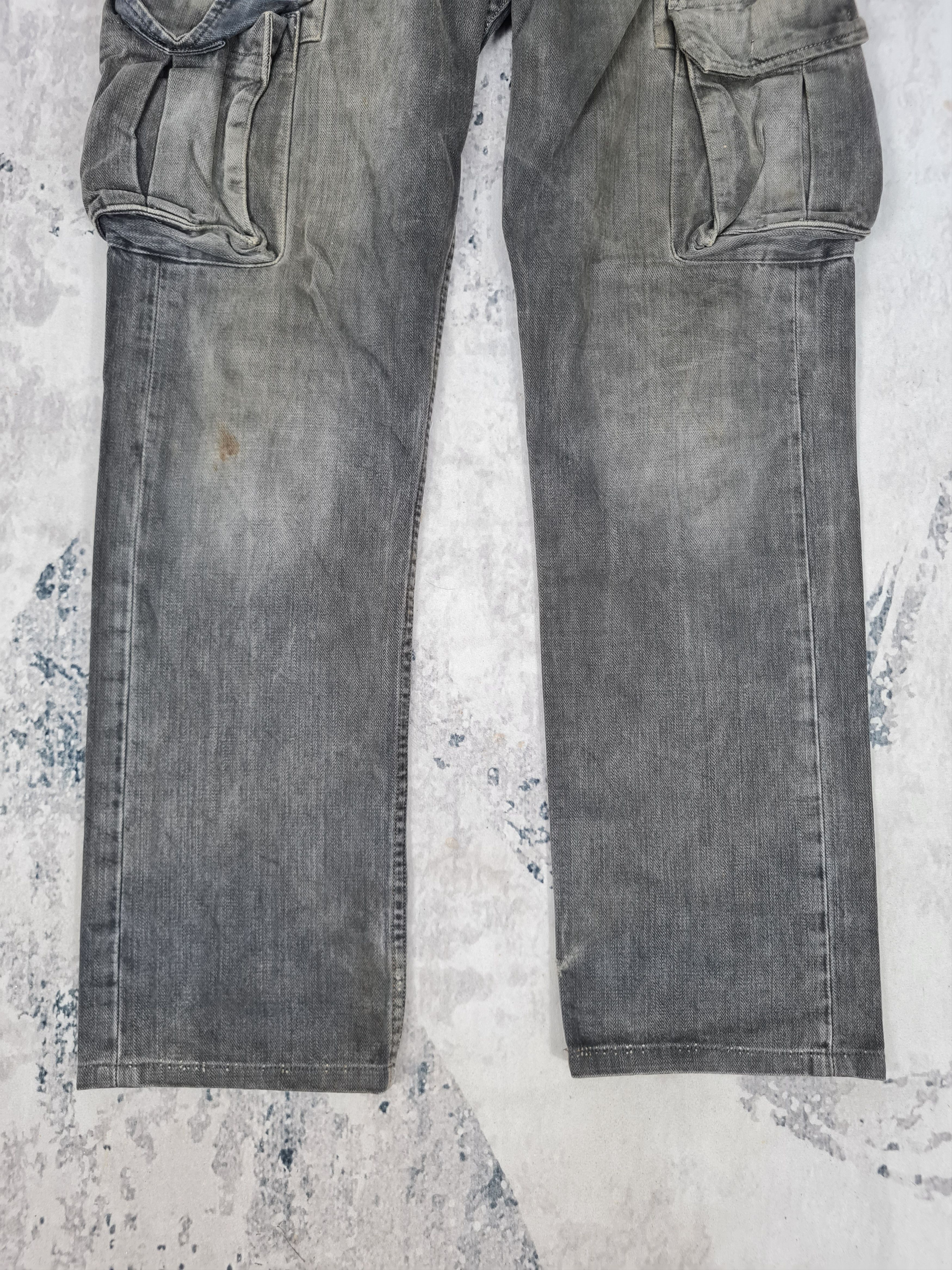 Levi's Vintage Clothing LEVIS 505-03 Cargo Tactical Black Jeans L0374 Size 32X30 Size US 32 / EU 48 - 3 Thumbnail