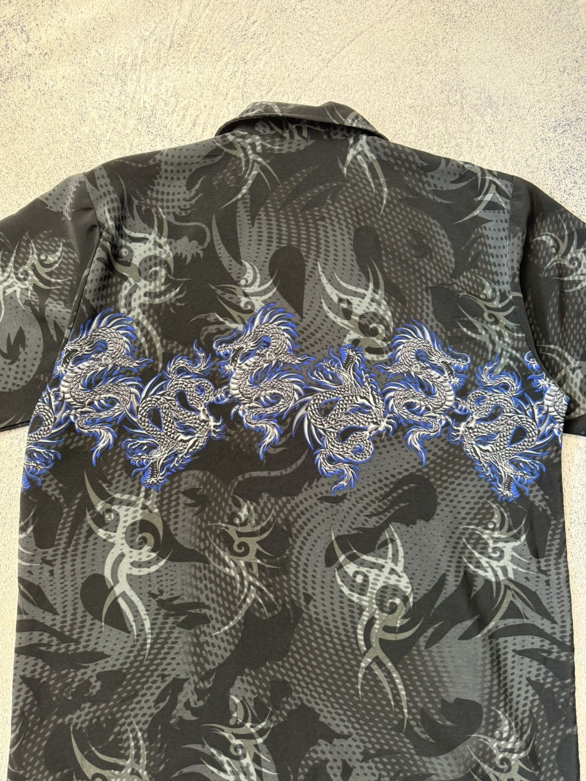 Japanese Brand Vintage Y2k Dragon Shirt Balenciaga Look Alike Size US L / EU 52-54 / 3 - 23 Thumbnail
