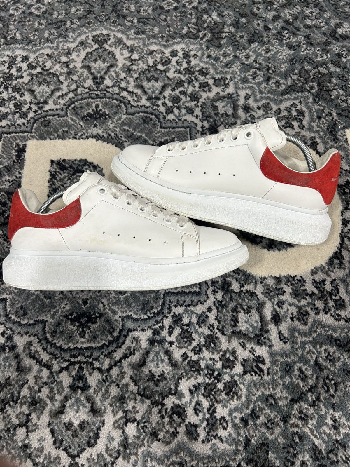 Alexander McQueens Size 11US/44EU