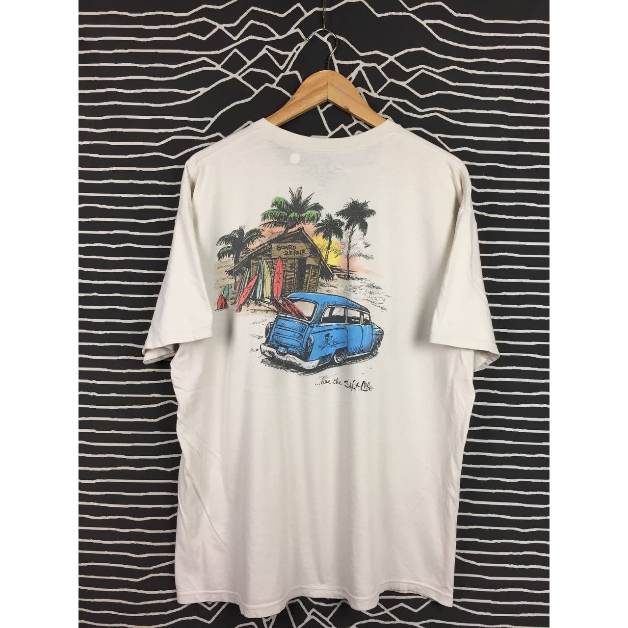 Vintage Salt life Live Salty Board Repair Surfwear Pocket Tee Size US XL / EU 56 / 4 - 1 Thumbnail