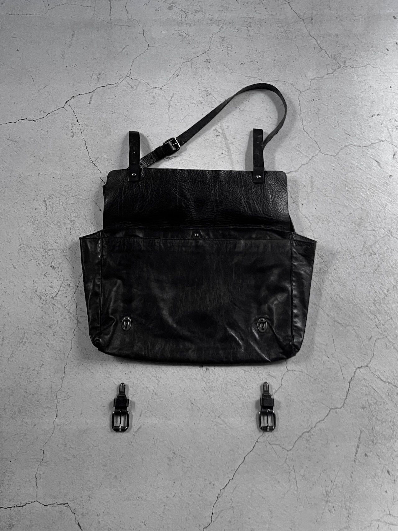 Miu Miu 2000s Miu Miu - cowhide messager bag Size ONE SIZE - 3 Thumbnail