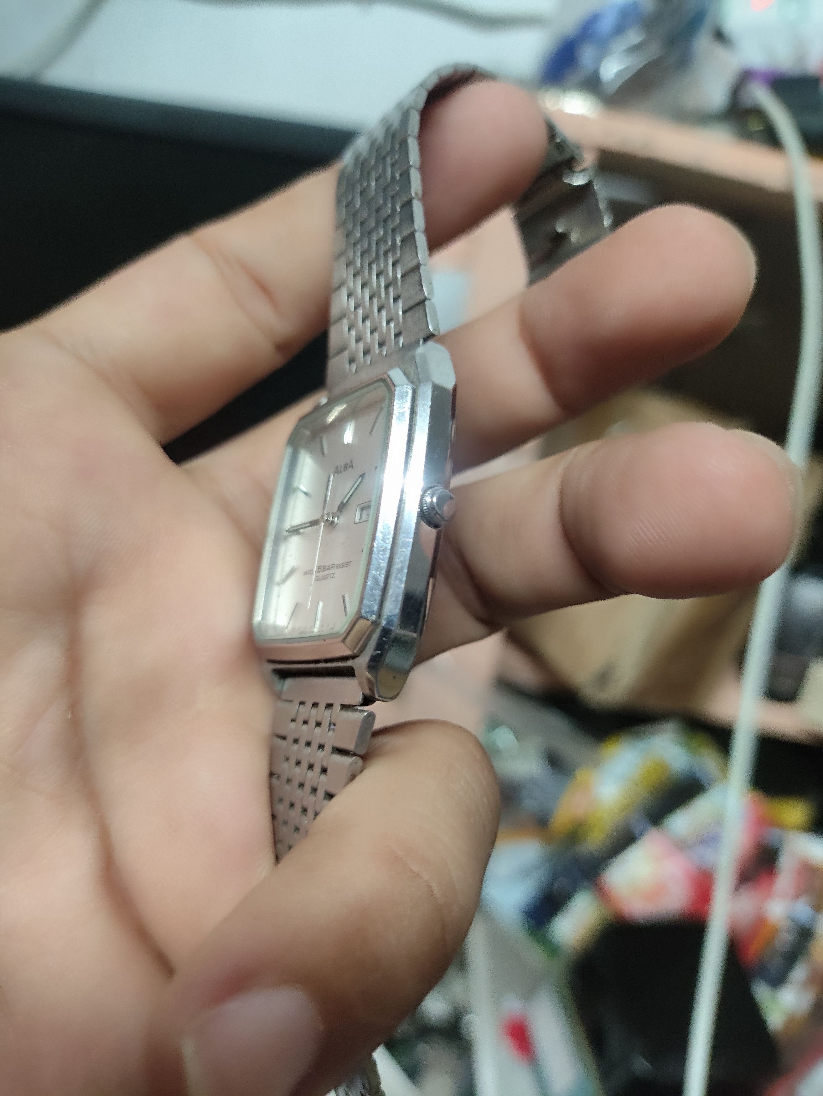 ALBA Vintage ALBA JAPAN WATCH Analog Quartz (Need Service) Size ONE SIZE - 11 Thumbnail