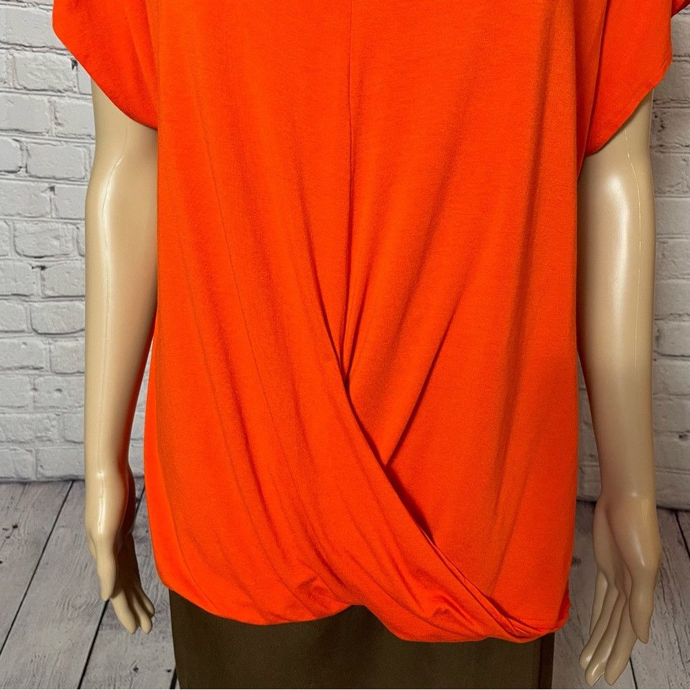 Vince Camuto New Vince Camuto Red Drape Front Short Sleeve Top Size L Size L / US 10 / IT 46 - 5 Thumbnail