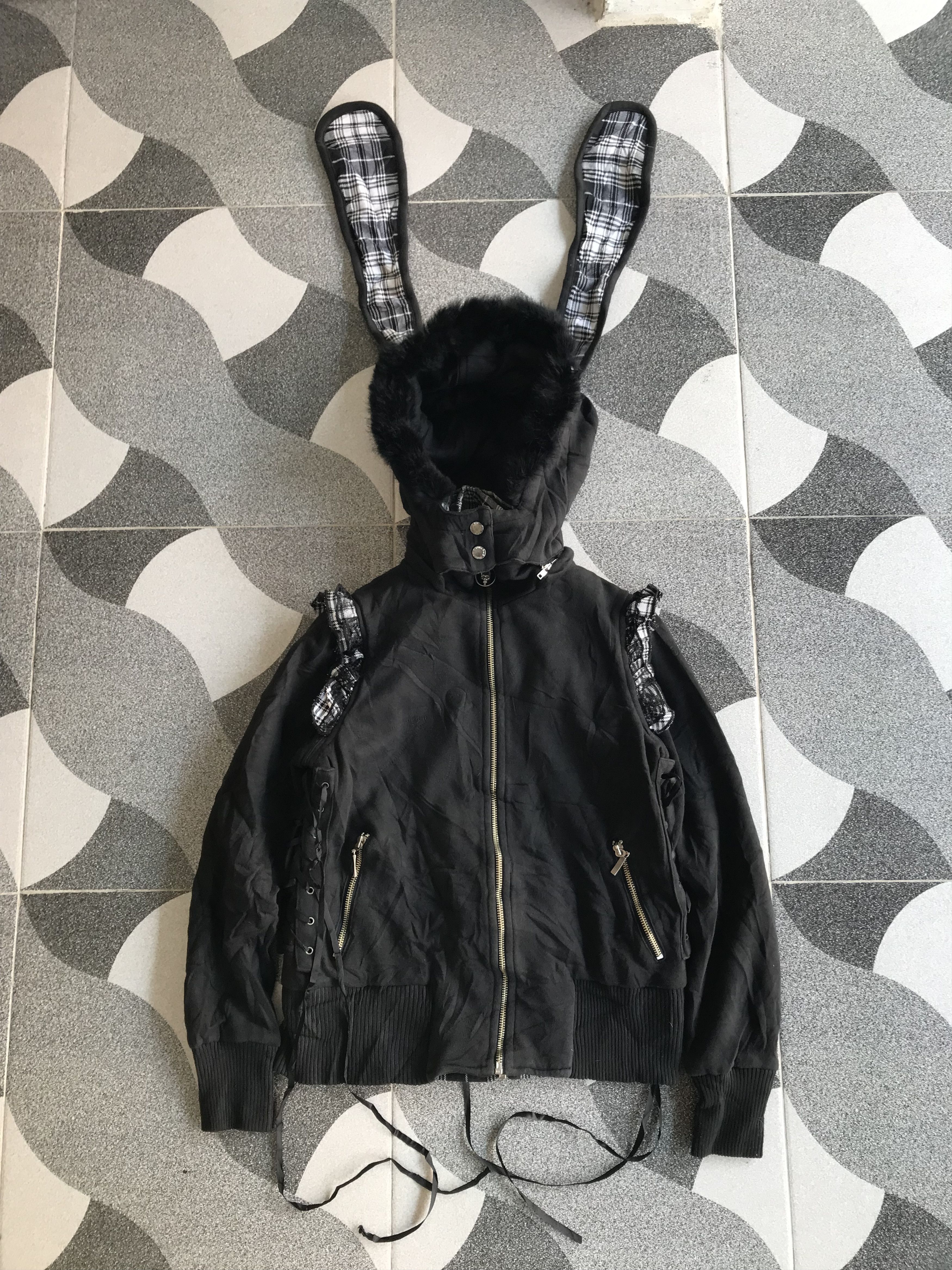 If Six Was Nine Y2K Punk Rave Gothic Fur Zip Hoodie Size US S / EU 44-46 / 1 - 1 Thumbnail