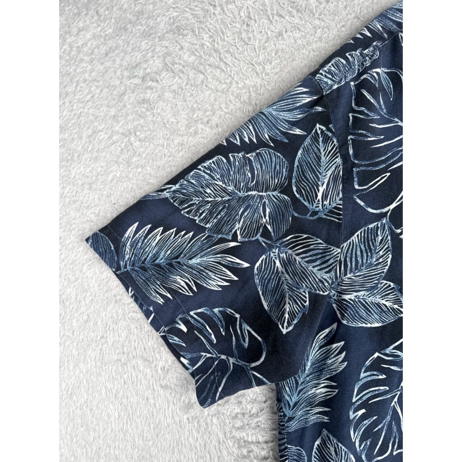 Vintage Caribbean Shirt Men XL Blue Floral Leaf Silk Blend Hawaiian Button Up Size US XL / EU 56 / 4 - 3 Thumbnail