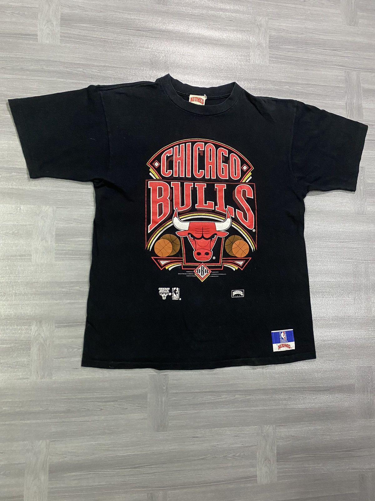 NBA Vintage Chicago Bulls Nutmeg Size US L / EU 52-54 / 3 - 3 Thumbnail