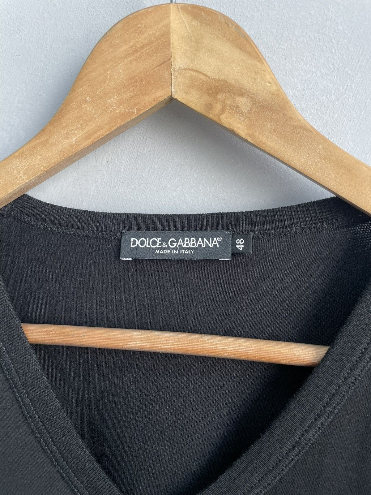 Dolce & Gabbana V-neck hype rare y2k dolce Gabbana t shirt tee Size US M / EU 48-50 / 2 - 4 Thumbnail