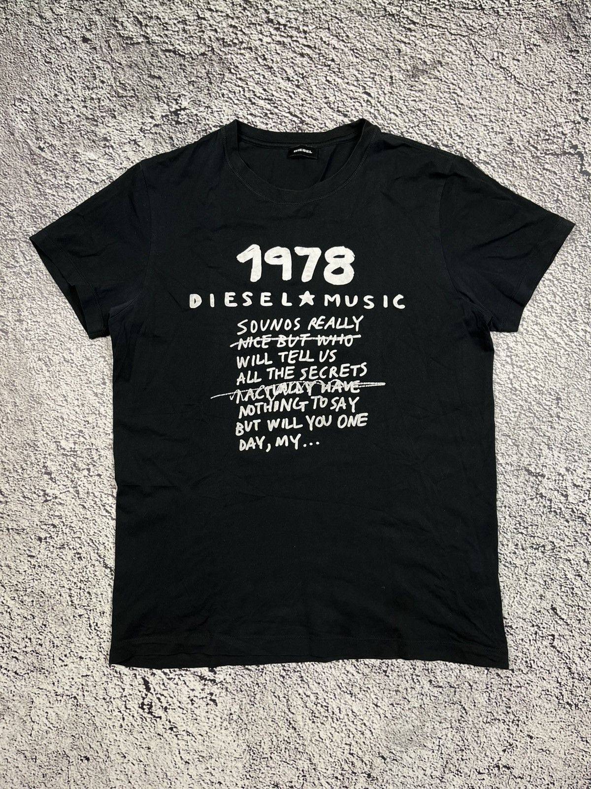 Diesel Vintage Diesel big logo streetwear tee size L Size US L / EU 52-54 / 3 - 1 Thumbnail