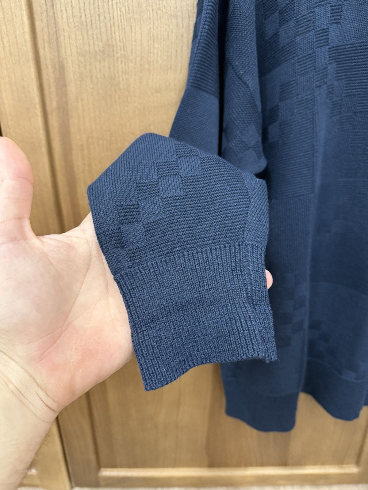 Lacoste Vintage Lacoste Navy Blue Knit Sweater Mens Size L Size US L / EU 52-54 / 3 - 2 Thumbnail