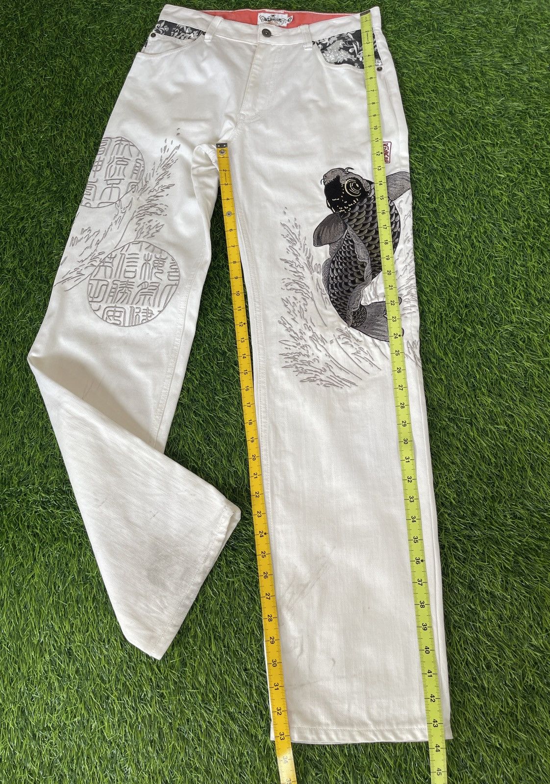 KARA Vintage90s🔥KARAKURI TAMASHI🔥Koi Fish Embroidered Denim Japan Size US 30 / EU 46 - 16 Thumbnail