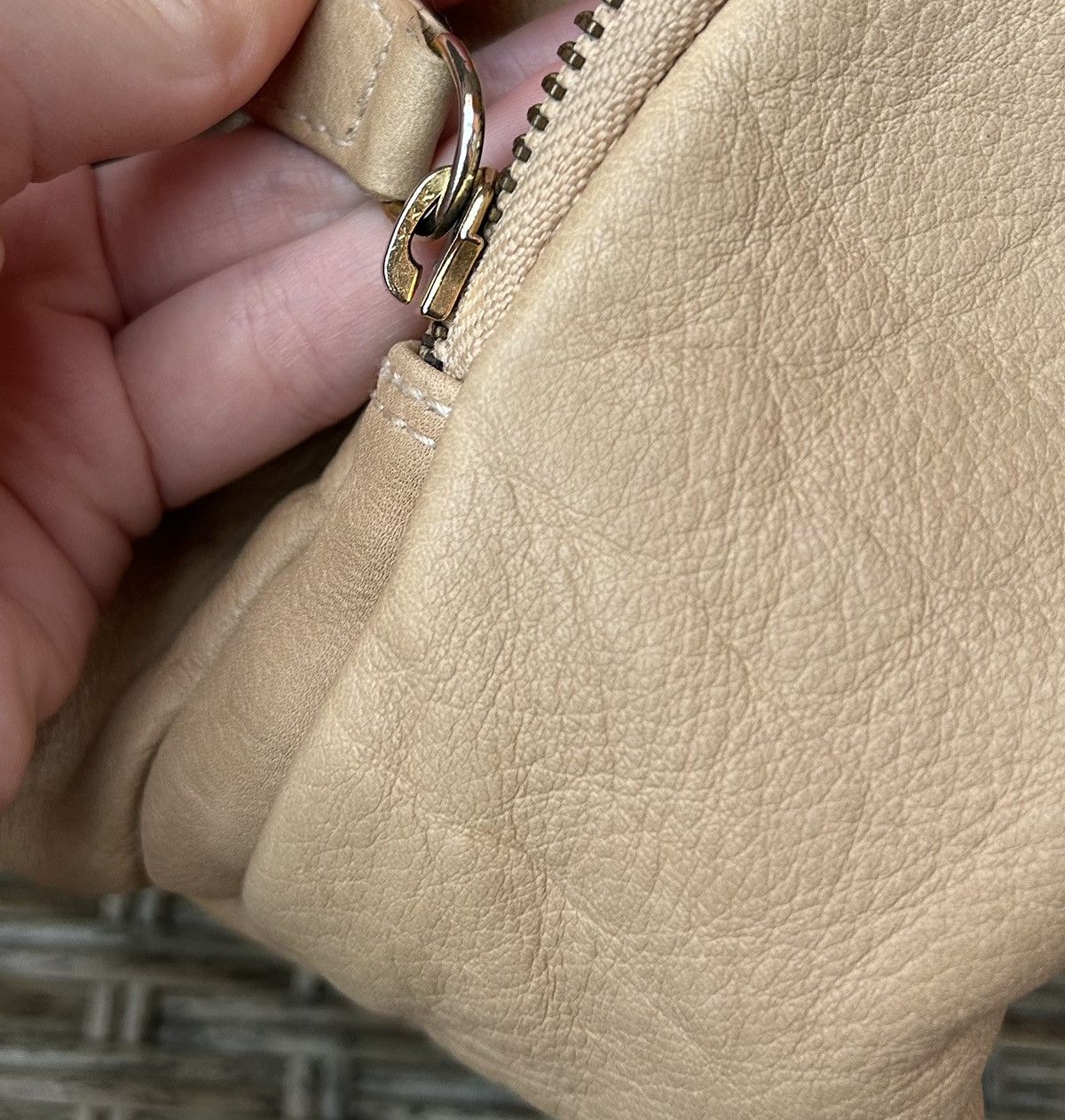 Furla Furla Beige Leather Hobo Shoulder Bag Gold Chain Size ONE SIZE - 13 Thumbnail