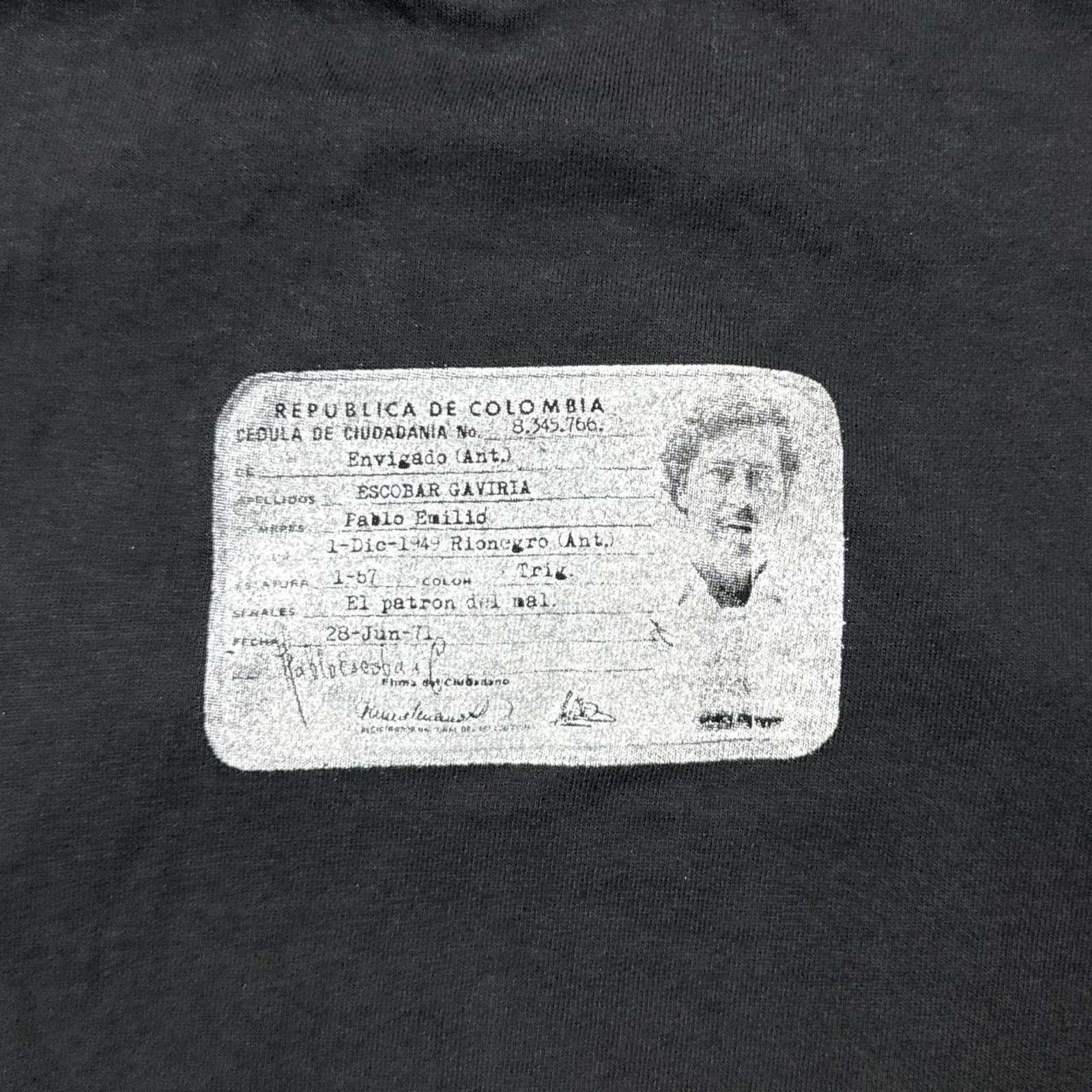 Other Pablo Escobar Gangster Identity Tag Vintage Y2k T-Shirt Size US XL / EU 56 / 4 - 4 Thumbnail
