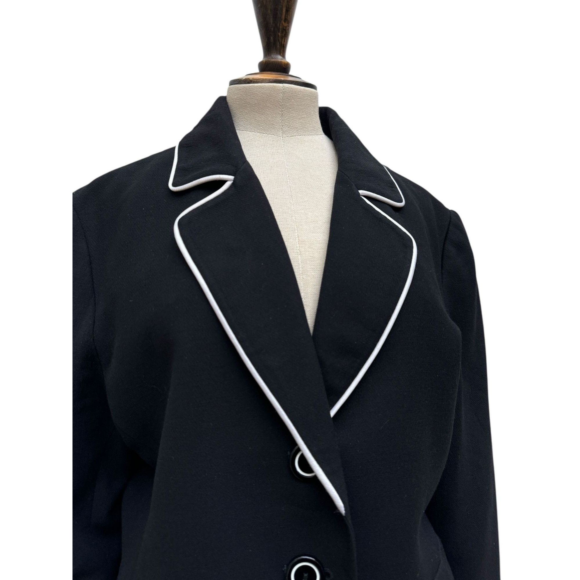 Yves Saint Laurent Spring 1996 Black Blazer Jacket Size L / US 10 / IT 46 - 2 Thumbnail
