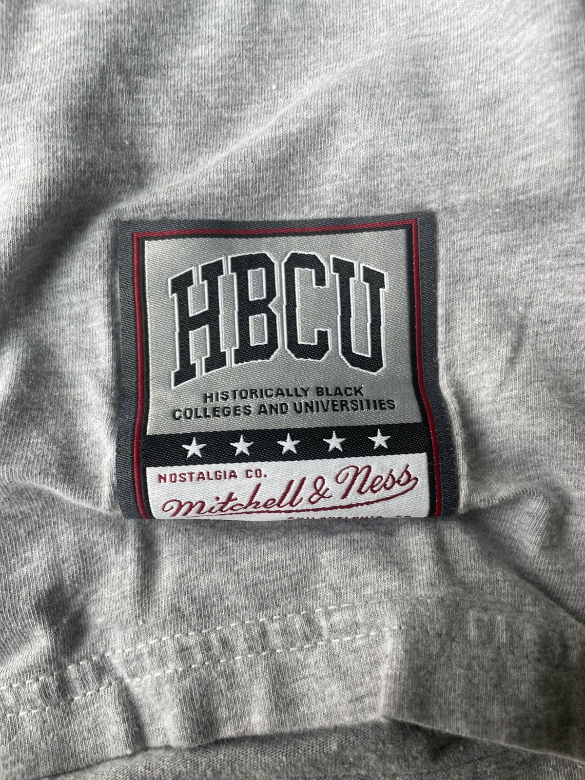 Mitchell & Ness Tuskegee University Golden Tigers HBCU Size US L / EU 52-54 / 3 - 4 Thumbnail