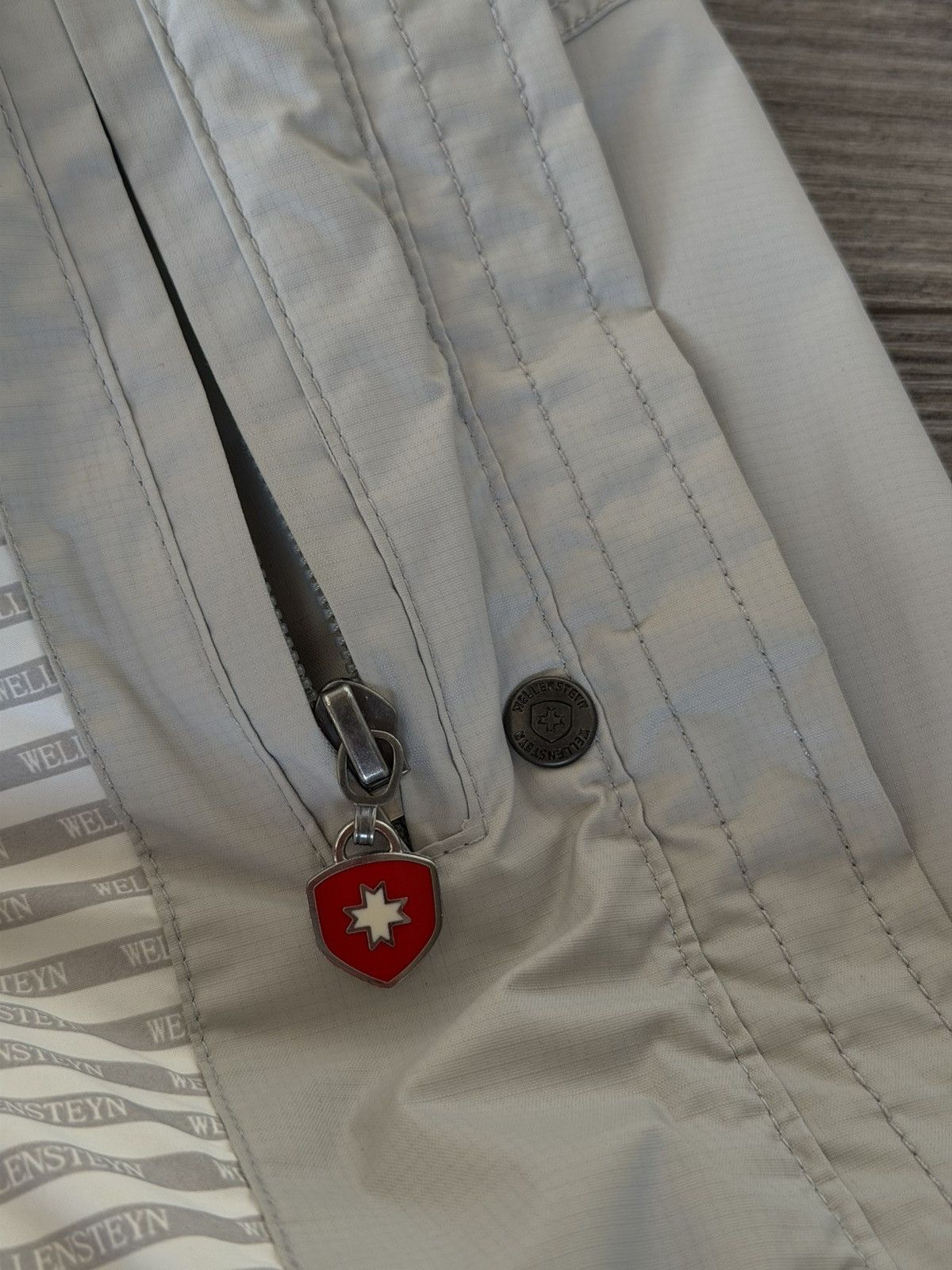 Wellensteyn Wellensteyn Coc USA Hood Light Metal Nylon Luxury Jacket Size M / US 6-8 / IT 42-44 - 19 Thumbnail