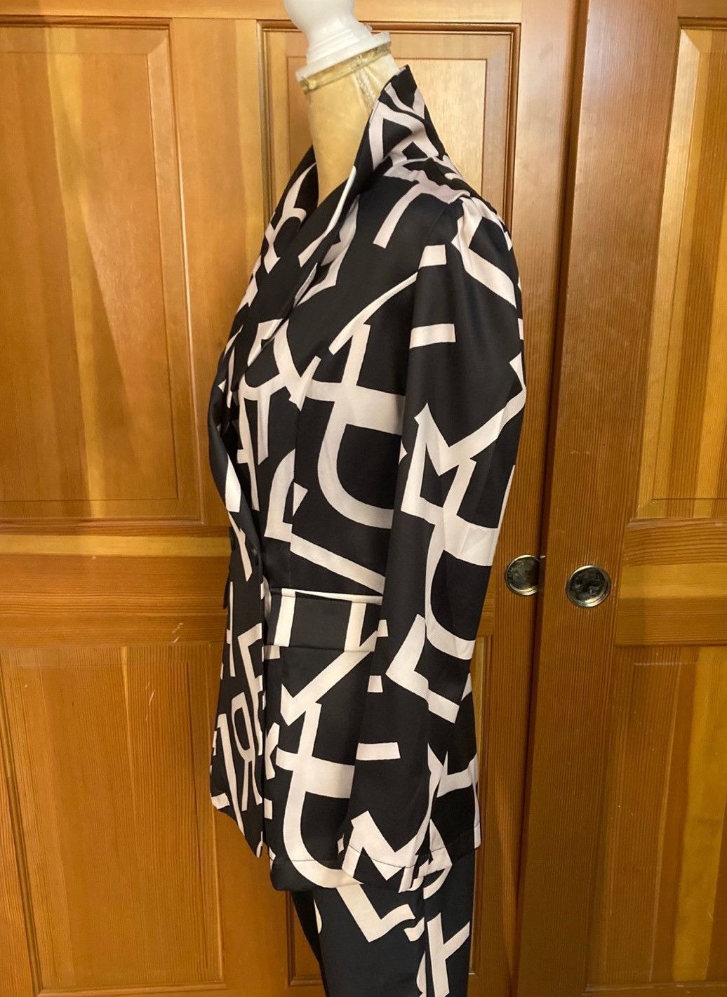 Designer × Other New, Women’s Lavishly Paris Letter Print Pantsuit. Size M / US 6-8 / IT 42-44 - 12 Thumbnail