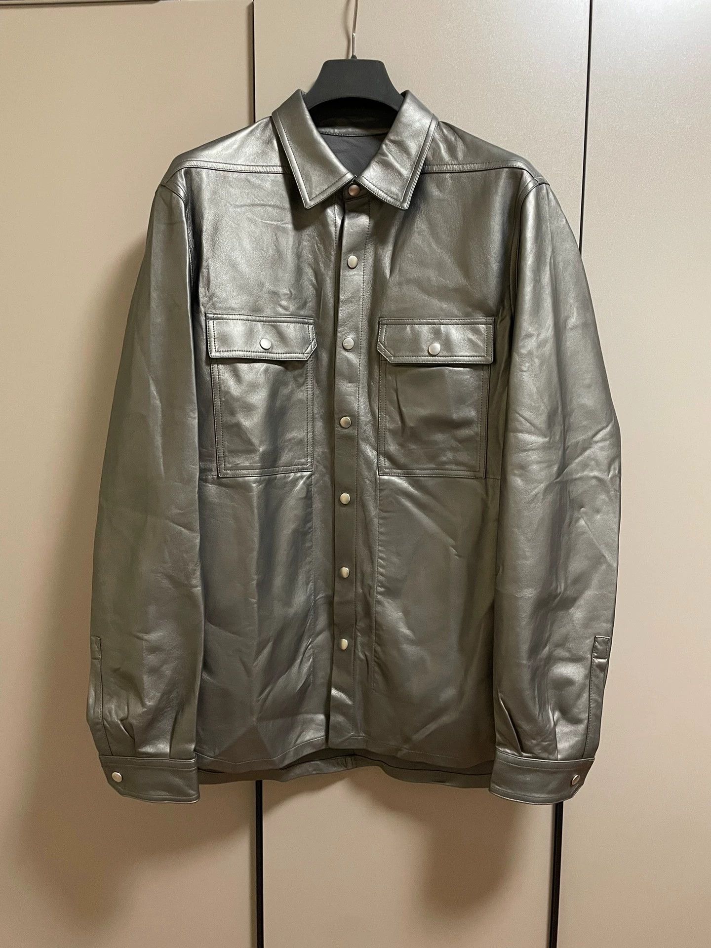 Rick Owens Rick Owens Sheepskin metallic coat Size US L / EU 52-54 / 3 - 1 Thumbnail
